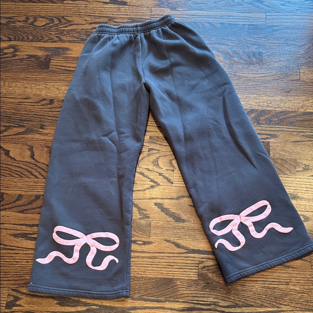Edikted Gray Wide Leg Pants with Pink Bow Detail